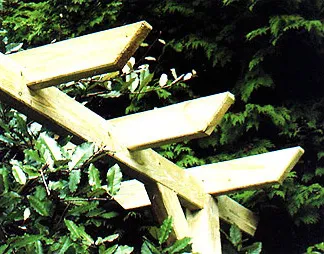 Standardowa - wysokiej jakości produkt architektury ogrodowej z drewna